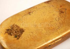 Régi, díszes dohánytartó fémdobozka, 7x4x2cm