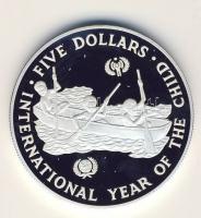 Salamon Szigetek 1981. 5$ Ag "Gyermekév" T:PP RR! Csak 5775db!