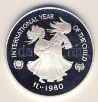 Egyesült Arab Emirátus 1980. 50D Ag "Gyermekév" T:PP Csak 8001db! RR!!