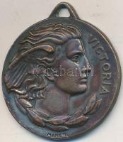 Olaszország 1952. "Viktória / Iskolai Bajnokságok 1952" ezüstözött Br medál. Szign.: Manet...