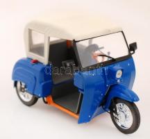 26 db Atlas Editions motorkerékpár modell, egy része (13 db) csomagolás nélkül a többi félig, festet...