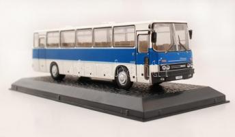 12 db Atlas Editions Ikarusz modell, műanyag tokban, festett műanyag, reklám füzettel, h:12-34 cm