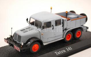 12 db Atlas Editions haszongépjármű modell, tok nélkül, festett műanyag, reklám füzettel, h:9-22 cm