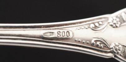 Ezüst (Ag.) kagylós kanál, monogrammal, jelzett, h: 12 cm, nettó 26,2 g