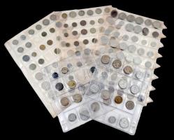 175db vegyes magyar és külföldi fémpénz 5db berakólapon, közte Románia, Lengyelország érméi T:vegyes...