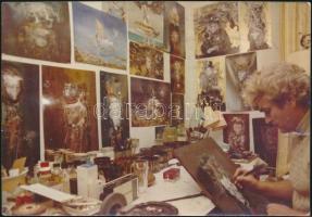 Szász Endre(1926-2003) Munkácsy Mihály-díjas magyar festő, grafikus otthonában és műtermében, 6 db f...