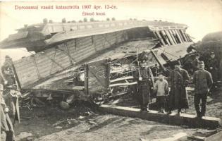 1907 Kiskundorozsma, Dorozsma, vasúti katasztrófa, az étkezőkocsi, csendőr puskával, kiadja Grünwald Hermann