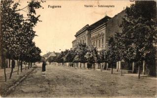 Fogaras, Fagaras; Vártér, kiadja Adolf Wazek / castle square (EK)