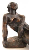 Kerényi Jenő (1908-1975): Ülő akt, bronz, jelzett, számozott (10/9), m: 24,5 cm
