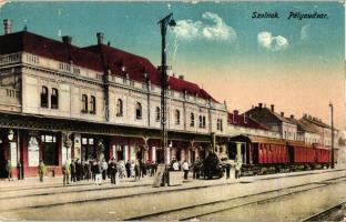 Szolnok, vasútállomás, mozdony (EK)