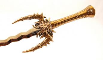 Dekorációs fegyver: kisméretű, levélbontóként is használható kardmásolat, szép állapotban, h: 30 cm