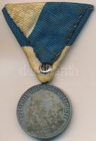 Maugsch Gyula (1882-1945) 1929. "Pest-Pilis-Solt-Kiskun vármegye" ezüstözött díjérem mells...