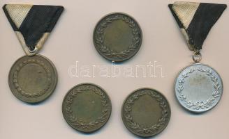 ~1930. 5db-os lövész díjérem, kettő mellszalaggal, mind "GÁL" gyártói jelzéssel (41mm) T:2