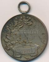 1931. "Phőbus Sport Egyesület" fém díjérem "HAWEL Bp." gyártói jelzéssel (38mm) ...
