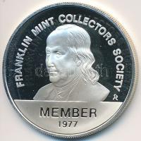 Amerikai Egyesült Államok 1977. Franklin Verde Éremgyűjtő Egyesület Ag emlékérem (6.69g/0.925/25,5mm) T:PP USA 1977. Franklin Mint Collectors Society Ag medallion (6.69g/0.925/25,5mm) C:PP