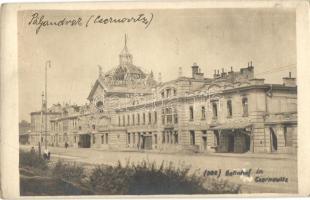 Chernivtsi, Czernowitz; Bahnhof / railway station, cupola under construction, photo (non PC)