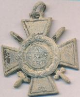 1941. "Tűzkereszt I. fokozata" hadifém kitüntetés mellszalag nélkül T:2-,3 korrózió Hungary 1941. "Hungarian Fire Cross 1st class" decoration without ribbon C:VF,F corrosion