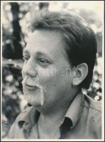 Gálfalvi György (1942-) József Attila-díjas romániai magyar író, szerkesztő fotója, 24x18cm