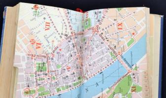 Budapest. Idegenforgalmi útmutató. Bp., 1958, Fővárosi Idegenforgalmi Hivatal. 366 p. Kiadói keményk...