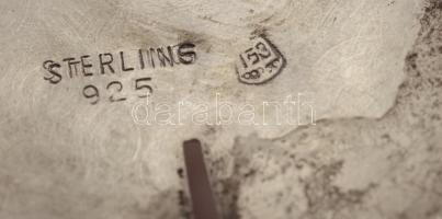 Ezüst(Ag) késtartó rózsamintával, jelzett, m: 20 cm, 100,8 g