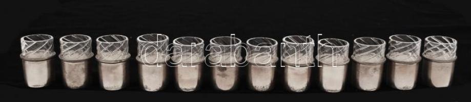 Ezüst(Ag) kupicás készlet(12 db), üvegbetéttel(sérüléssel), jelzett, nettó súly: 198 g