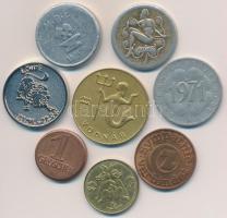 8db-os főleg szerencse zseton tétel T:vegyes
8pcs of jetons, mainly "Luck" jetons C:mixed