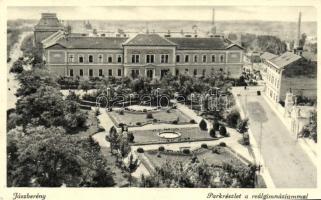 Jászberény, park, reálgimnázium (Rb)