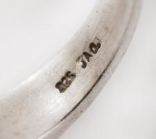 Ezüst gyűrű apró kővel, Ag., 3,6gr., jelzett, méret:52/Silver ring wit small stone, Ag, 3,6gr, marke...