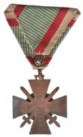1941. "Tűzkereszt I. fokozata" oxidált hadifém kitüntetés mellszalaggal T:2 korróziónyom
...