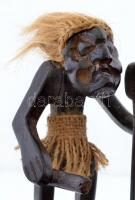 Afrikai fa szobor, jó állapotban, 21,5x19 cm
