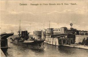 Taranto, Passaggio dal Ponte Girevole della R. Nave Napoli / Italian battleship Napoli
