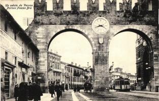 Verona, Portoni Piazza Bra / square, gate, tram