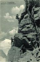 Courmayeur, Escalade de la Dent du Geant / mountain climbers