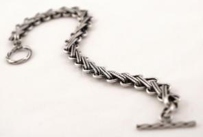 Ezüst fantázia (átbújtatós) karlánc, Ag., 16,2gr., jelzett, 19,5cm/ Silver fantasy  bracelet, Ag. 16...