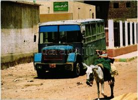 15 db MODERN autós motívum képeslap, egy nem képeslap hátú, egy reklámlap / 15 modern motive postcar...