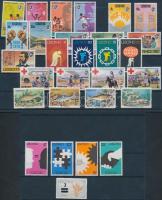 1976-1977 7 klf sor + 1 bélyeg, 1976-1977 7 sets and 1 block