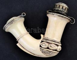 Díszes tajtékkő pipa fém szerelékekkel, kis kopásnyomokkal, / Ornamented pumice pipe m: 10 cm