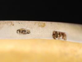 Ezüst (Ag.) cigarettatárca, szintetikus kő berakásokkal, fém béléssel, "Sz. K." monogramma...