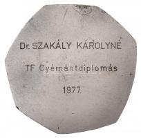 Kovács Dezső (1921-) 1977. "Magyar Testnevelési Főiskola" névre szóló ezüstözött Br plaket...