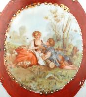 Tejüveg váza, kézzel festett ill. matricás, jelzés nélkül, lekopásokkal, kis csorbákkal, m: 26,5 cm