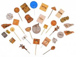 30db vegyes magyar és külföldi szocialista kitűző, jelvény, közte zománcozott is T:vegyes
30pcs of ...