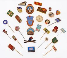 30db vegyes magyar és külföldi szocialista kitűző, jelvény, közte zománcozott is T:vegyes 30pcs of mixed socialist pins and badges, with enamelled pcs C:mixed