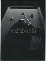 cca 1985 Balázsi József: Biliárd, feliratozott vintage fotóművészeti alkotás, 23x17 cm