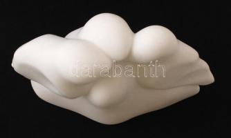 Héra József (1976- ): Madárcsalád, fehér márvány, jelzett, m: 19,5 cm