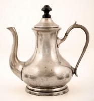 E.P.U. ón mokkás készlet porcelán betéttel, jelzett, jó állapotban