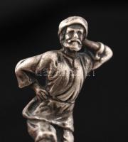 Orosz ezüst (Ag.)kupicás pohár, alján táncoló figurával, jelzett, m:8 cm, nettó: 61g