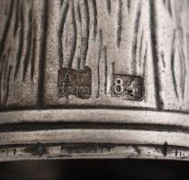 Orosz ezüst (Ag.)kupicás pohár, alján táncoló figurával, jelzett, m:8 cm, nettó: 61g