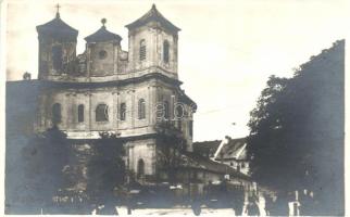 Pozsony, Bratislava; Szentháromság templom, villamos / church, tram