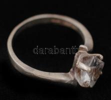 Ezüst gyűrű kővel, jelzett, Ag., br.:1,9gr., méret:49/ Silver ring with stones, marked, Ag .: 1,9gr ...