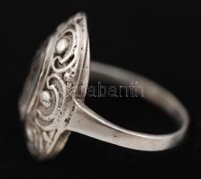 Ezüst gyűrű kővel, jelzett, Ag., br.:3,8gr., méret:51/ Silver ring with stones, marked, Ag .: 3,8gr ...